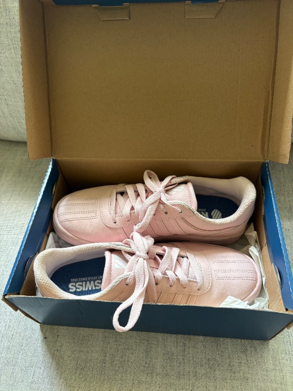 Pink K-Swiss Shoes. W Size 6, Good Condition, Light Pink